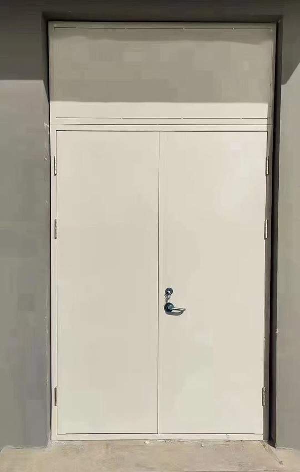 展览馆项目完成大跨度海南藏族防火门安装